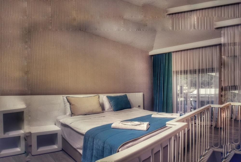 The D Hotel Cesme Resort Bagian luar foto