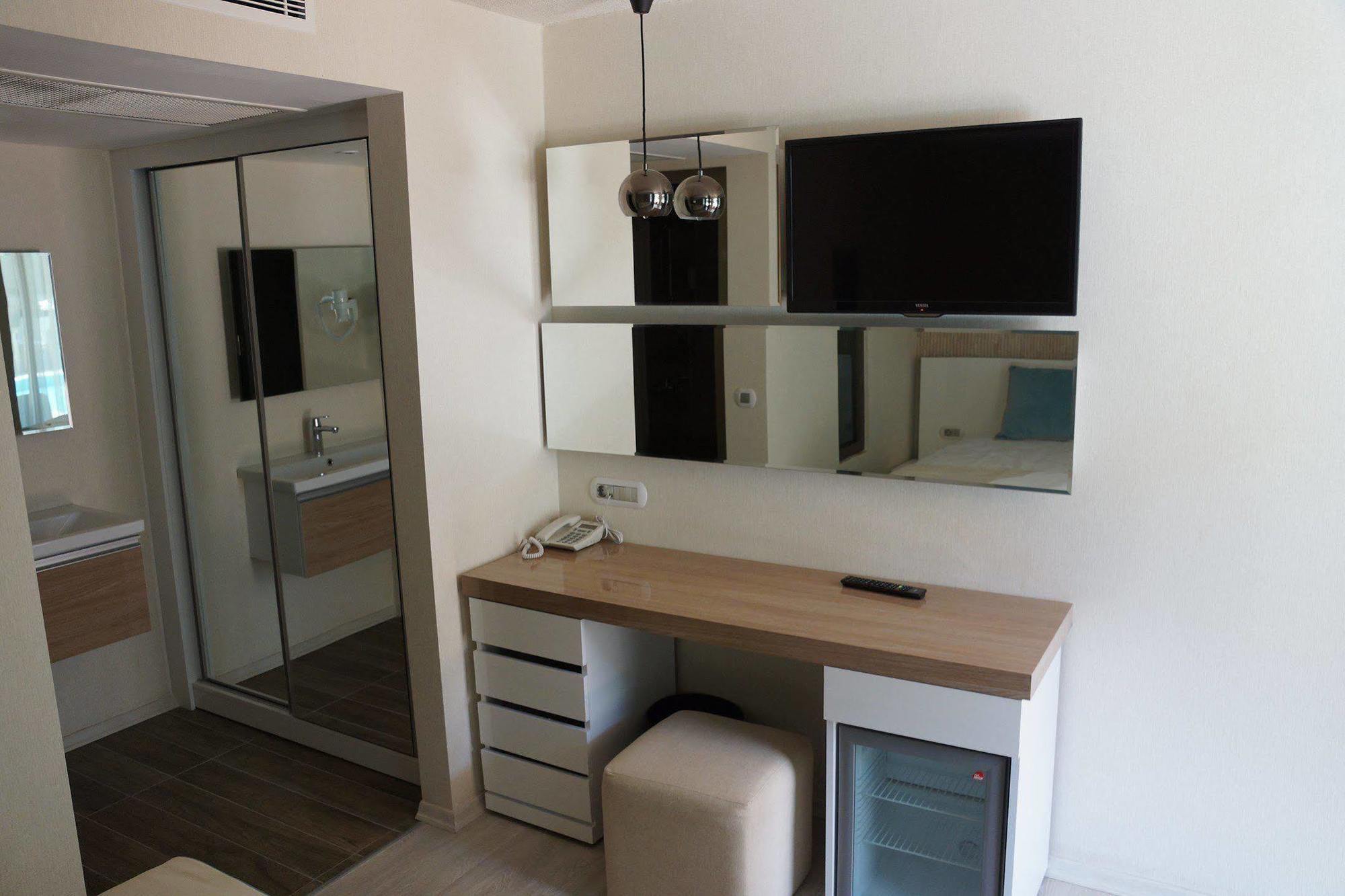 The D Hotel Cesme Resort Bagian luar foto